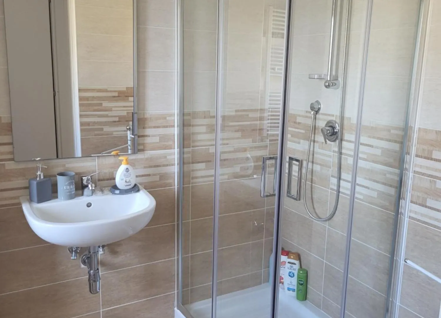 Appartamento Fabio House Alloggio Per Uso Turistico Fiumicino